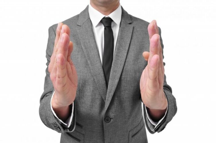 رجل يريد زيادة حجم قضيبه